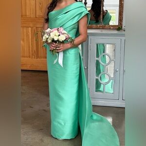 Frascara green formal. size 4. Worn once to Prom. Original price $2250.